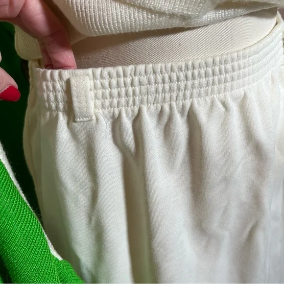 Vintage 60 70 Jantzen Kelly Green Dagger collar Sweater set pencil Skirt set - Picture 9 of 16